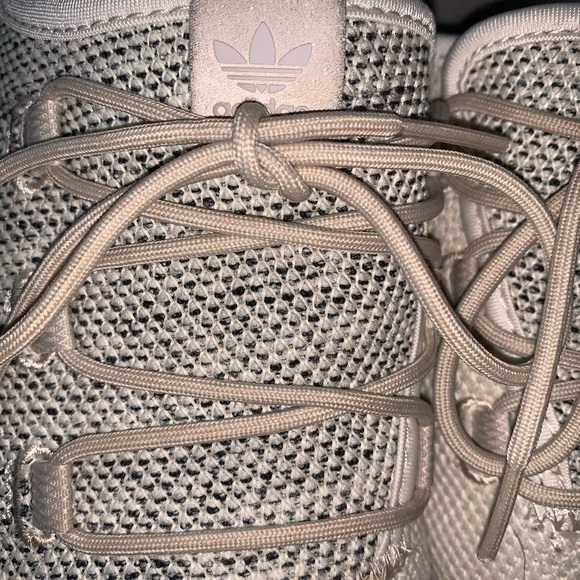 Adidas - Picture 8 of 8